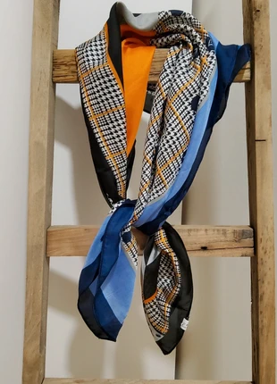 Pañuelo Sbilia, merk: Local, staat: Heel goed, € 6,00, € 7,00 inclusief Kopersbescherming