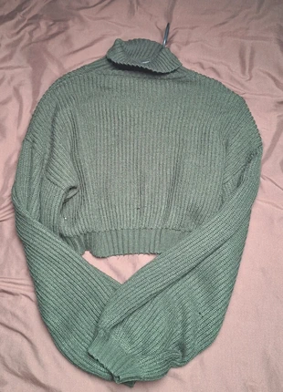 Pull crop top, marque: Romwe, état: Bon état, taille: M / 38 / 10, 8,00 €, 9,10 € Protection acheteurs incluse