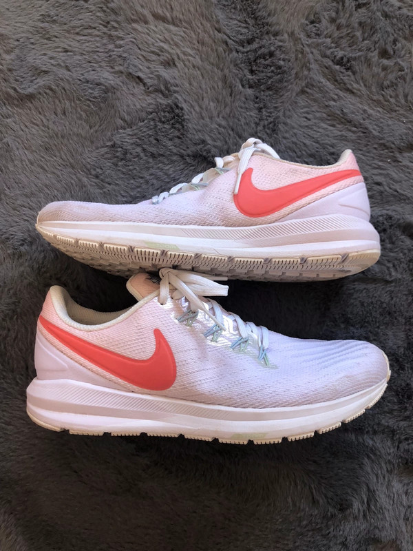 Nike air zoom sales structure 22 women's