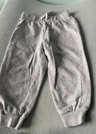 Jogger 68/74, staat: Heel goed, maat: 6-9 maanden / 68 cm, € 1,50, € 2,28 inclusief Kopersbescherming