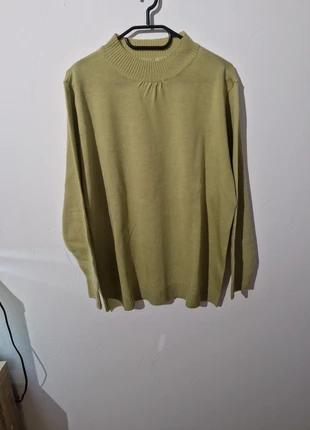 Superbe pull a col rond, brand: Magnifique, condition: Very good, size: XL / 42 / 14, €3.00, €3.85 includes Buyer Protection