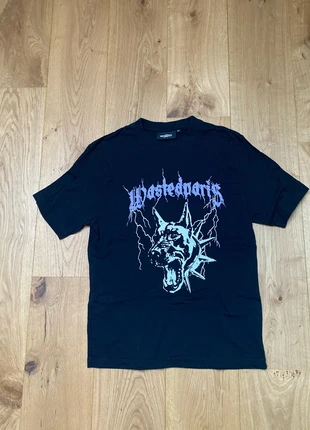 Zwarte t-shirt van wasted, merk: Wasted, staat: Heel goed, maat: XS, € 7,50, € 8,58 inclusief Kopersbescherming