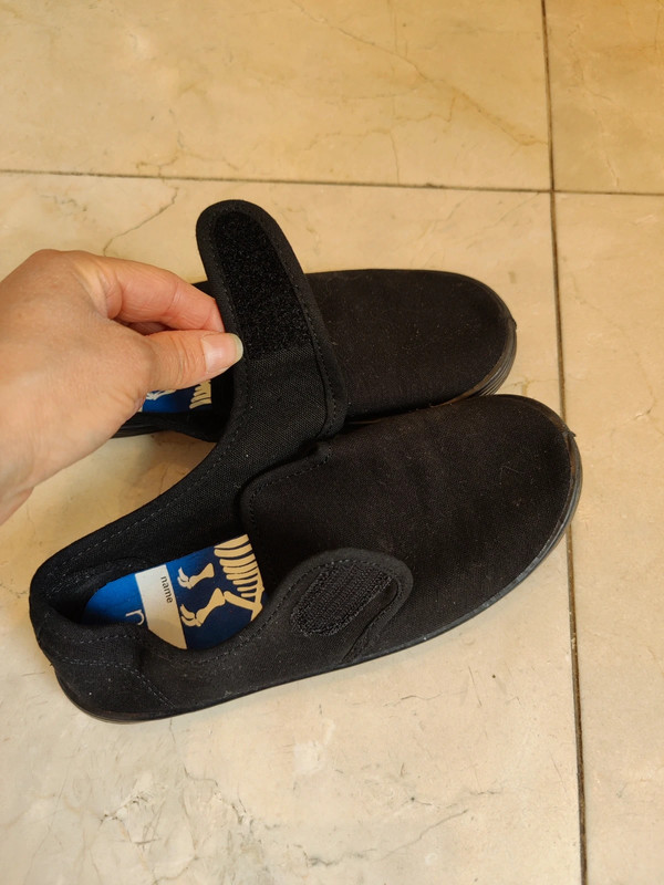 Black pe pumps on sale