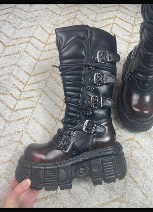 Biker boots black and red techno rave, condizioni: Nuovo senza cartellino, taglia: 38, €70.00, €74.20 include la Protezione acquisti