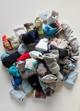 Gros lot de paires de chaussettes petites tailles, marque: diverse, état: Très bon état, taille: 13-15, 2,50 €, 3,33 € Protection acheteurs incluse