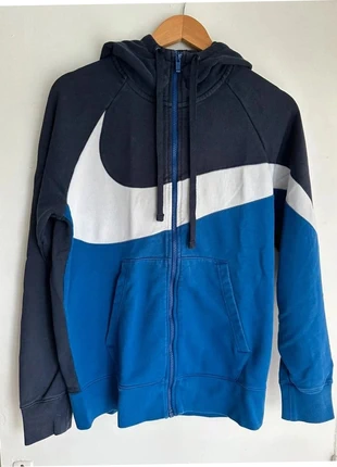 Sweat à capuche zippé Nike, marque: Nike, état: Très bon état, taille: S, 17,00 €, 18,55 € Protection acheteurs incluse