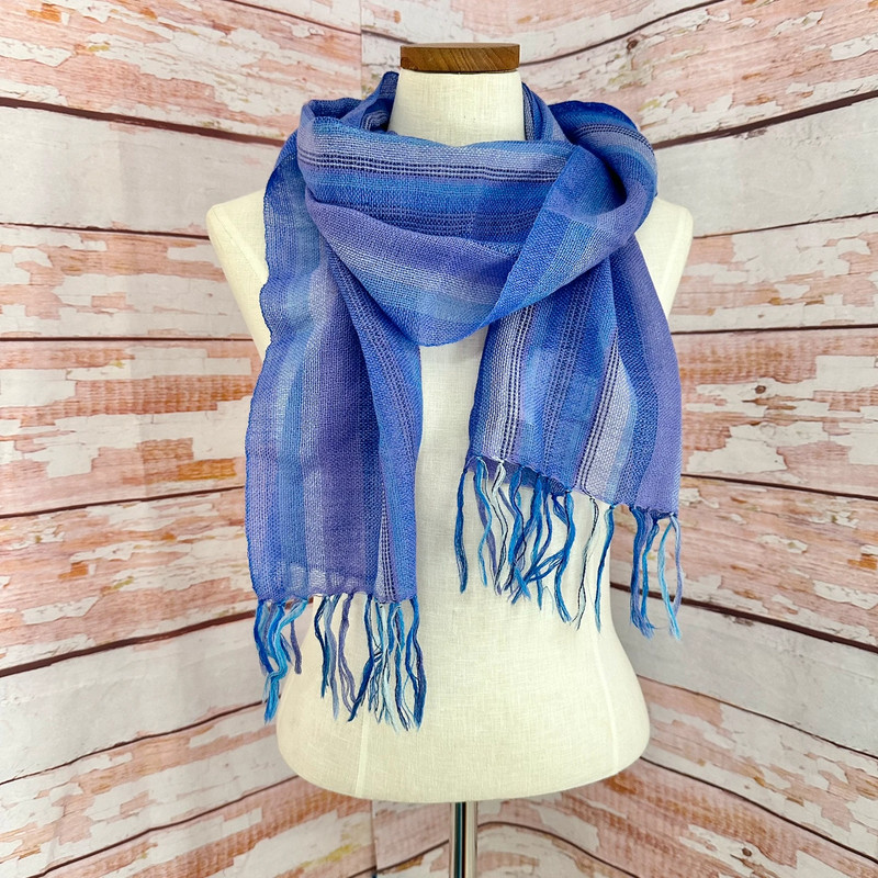 Vintage hand woven wool scarf 1