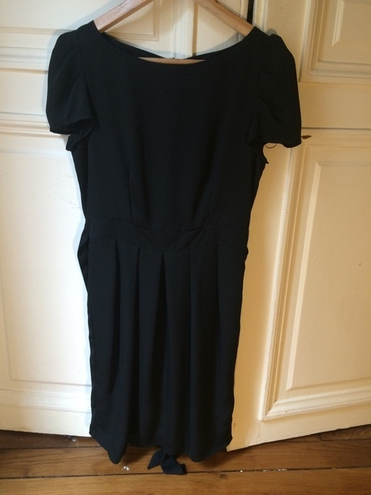 Petite robe noir Etam 1