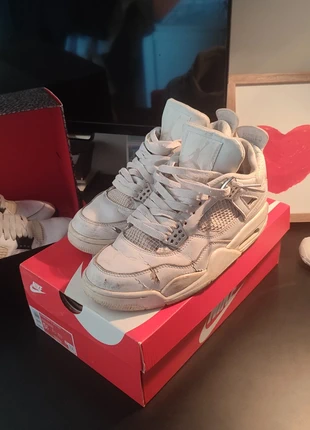 J4 pure money, brand: Jordan, condizioni: Discrete, taglia: 42, €35.00, €37.45 include la Protezione acquisti