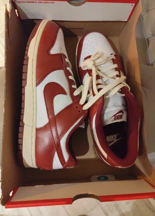 Nike dunk 44 nuove con cartellino, marque: Nike, état: Neuf avec étiquette, taille: 44, 50,00 €, 53,20 € Protection acheteurs incluse