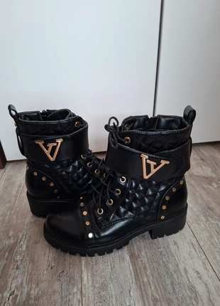 Bikerboots maat 37, marque: onbekend, état: Très bon état, taille: 37, 10,00 €, 11,20 € Protection acheteurs incluse