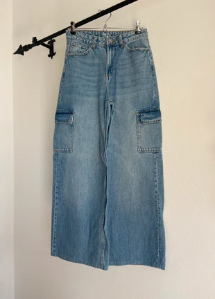 Calças de ganga cargo jeans de wide leg perna larga denim, merk: Kiabi, staat: Heel goed, maat: S / 36 / 8, € 10,00, € 11,20 inclusief Kopersbescherming
