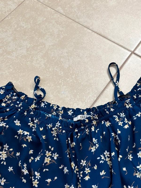 Papaya Floral Blue Top size Small 5