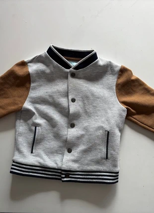 Gilet pression 23 mois, marque: Obaïbi, état: Très bon état, taille: 18-24 mois / 86 cm, 3,00 €, 3,85 € Protection acheteurs incluse