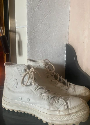 Converse blanche, marque: Converse, état: Satisfaisant, taille: 39, 8,00 €, 9,10 € Protection acheteurs incluse