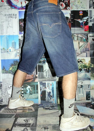 Guess Los Angeles Straight Fit Short (US w38) (EU48), marke: GUESS, zustand: Sehr gut, größe: W38 | DE 54, 24,99 €, 26,94 € beinhaltet Vinted-Käuferschutz Pro