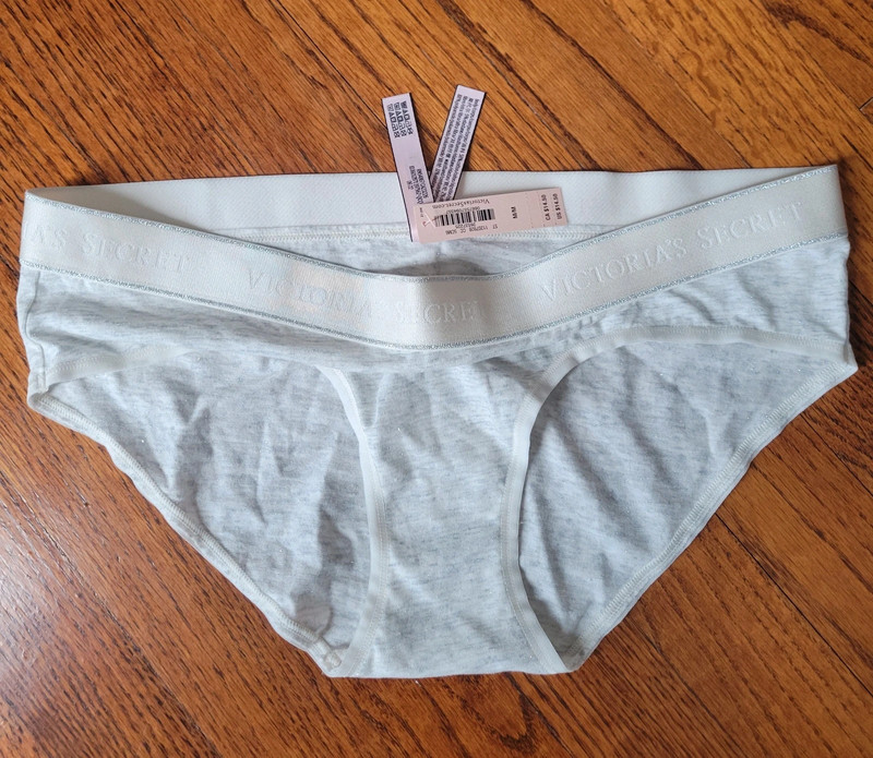 Victoria's Secret Hiphugger/Hipster Panties 

Size: Medium 3