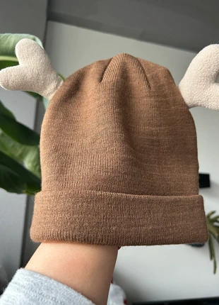 Brown beanie hat for a girl with a folded brim and cute little horns, marque: no brand, état: Très bon état, taille: Universel, 7,00 €, 8,05 € Protection acheteurs incluse