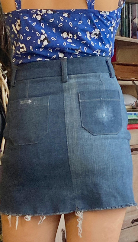 mini jupe, jeans lycra fonce, délavée
