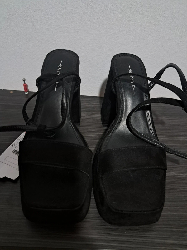 Sandalias Bershka 3