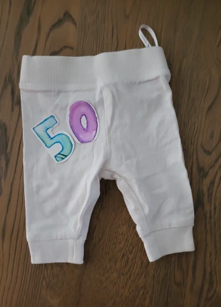 Wit broekje, marque: Zeeman, état: Très bon état, taille: Jusqu'à 1 mois / 50 cm, 1,00 €, 1,75 € Protection acheteurs incluse