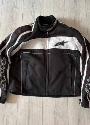 Alpinestars Motorjas – Zwart/Wit – Maat XL – Uitneembare voering, marca: Alpinestars, estado: Bom, tamanho: XL / 42 / 14, €45.00, €47.95 inclui Proteção do Comprador