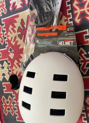 Mongoose helmet, brand: Mongoose, condition: New with tags, £17.50, £19.08 includes Buyer Protection