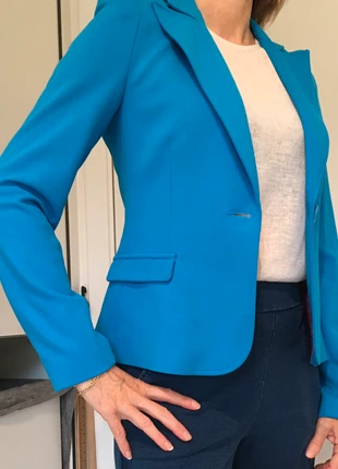 Felblauwe retro blazer van Lucy has a secret, merk: Lucy has a secret!, staat: Nieuw zonder prijskaartje, maat: S / 36 / 8, € 24,00, € 25,90 inclusief Kopersbescherming
