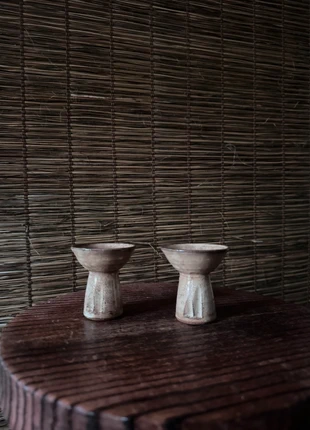 Hagi Ware Yunomi Sake Cup with Heavily Ribbed Surface and Crackle Glaze, marke: Japan Style, zustand: Sehr gut, 27,00 €, 29,05 € inklusive Vinted-Käuferschutz