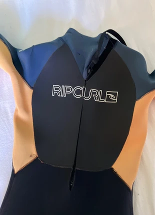 Combinaison Ripcurl 5.3 hiver, merk: Rip Curl, staat: Heel goed, maat: 10 jaar / 140 cm, € 60,00, € 63,70 inclusief Kopersbescherming