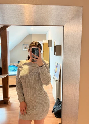 Robe en laine , marque: Tally Weijl, état: Très bon état, taille: XS / 34 / 6, 6,00 €, 7,00 € Protection acheteurs incluse