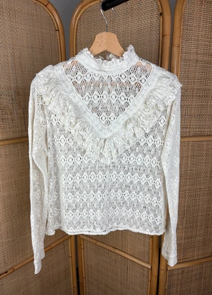 Blouse à Manches Longues à Dentelles en Coton Col Haut à Volants Maje E18 Limba Ecru Taille 3 - L, brand: Maje, condition: Very good, size: L / 40 / 12, €70.00, €74.20 includes Buyer Protection Pro