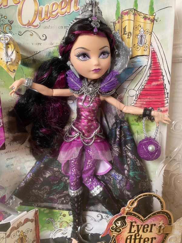 Ever After High Signature Raven Queen 