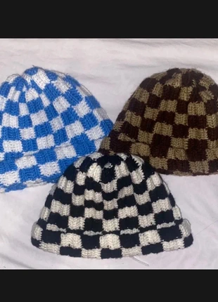 Bonnet à carreau laine/ ribbed beanie bleu, noir blanc, marron/beige, marque: Vintage, état: Neuf sans étiquette, taille: Taille unique, 19,99 €, 21,69 € Protection acheteurs incluse