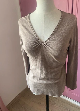 Pull Clara vitti 🟥, marke: Clara Vitti, zustand: Zufriedenstellend, größe: M / 38 / 10, 3,00 €, 3,85 € inklusive Vinted-Käuferschutz