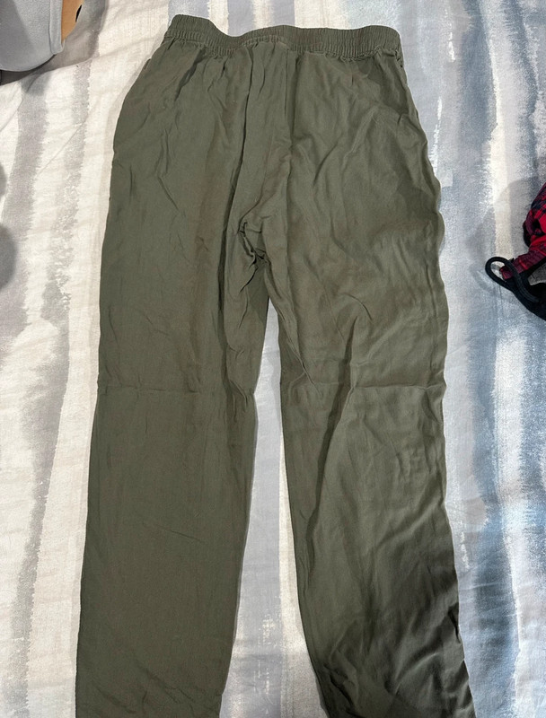 H&M Size 6 High Rise Jogger in Dark Olive 2