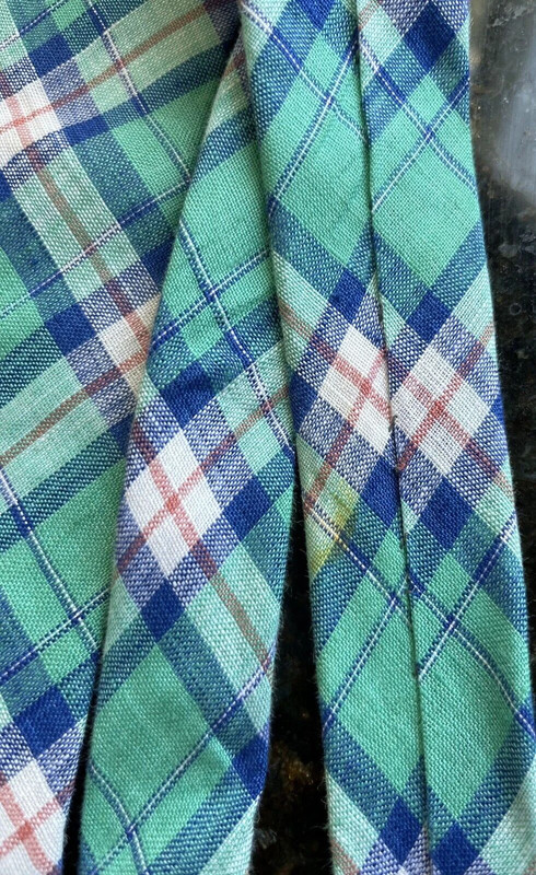 Vtg Penguin Handmade Plaid Men's 100% Linen Tie Blue Green Munsingwear Preppy 2