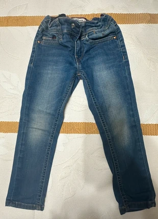 Vaquero Niño, marque: Tommy Hilfiger, état: Bon état, taille: 3 ans / 98 cm, 4,50 €, 5,43 € Protection acheteurs incluse