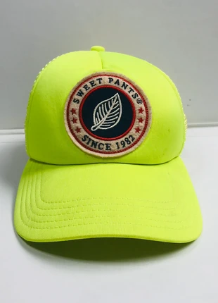 Casquette Sweet Pants jaune été, marque: Sweet Pants, état: Très bon état, taille: Taille unique, 29,90 €, 32,10 € Protection acheteurs incluse