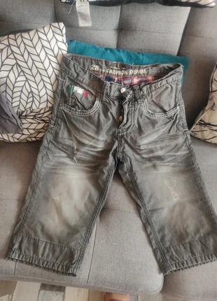 Bernuda jean garçon taille 28 us( 14 ans), brand: Fashion Denim, condition: Very good, size: M, €3.50, €4.38 includes Buyer Protection