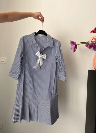 Blue white striped dress Silvian Heach, merk: Silvian Heach, staat: Heel goed, maat: S / 36 / 8, € 9,50, € 10,68 inclusief Kopersbescherming