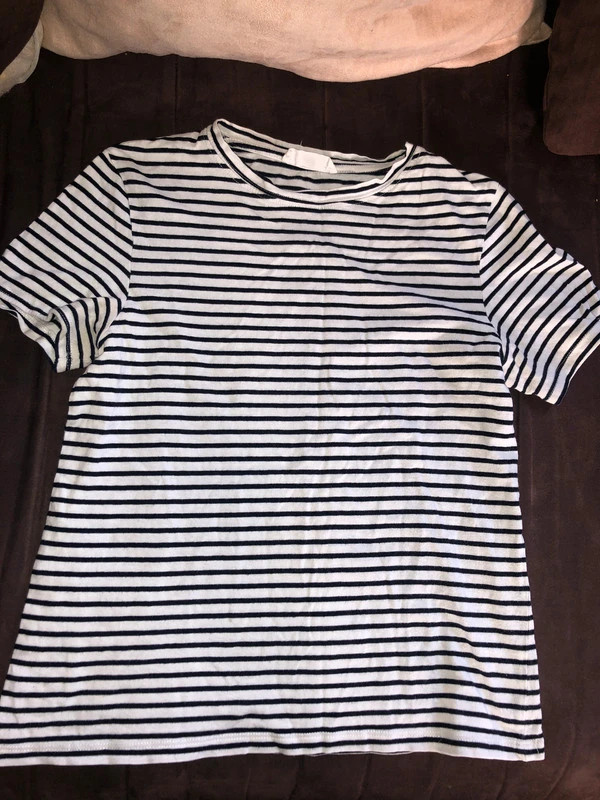 T shirt Mango taille XS en tbe à 3 euros 1