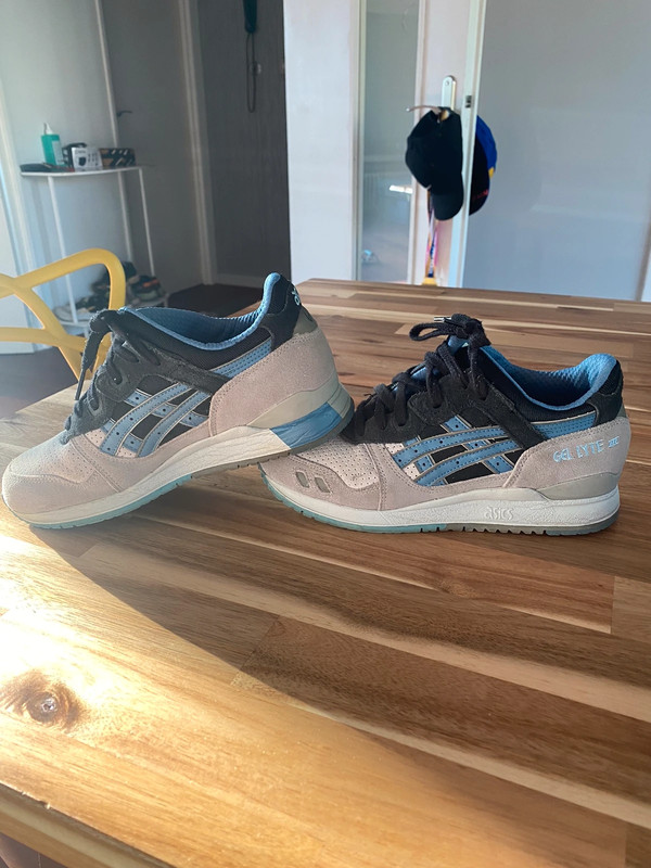 Asics gel camo sales