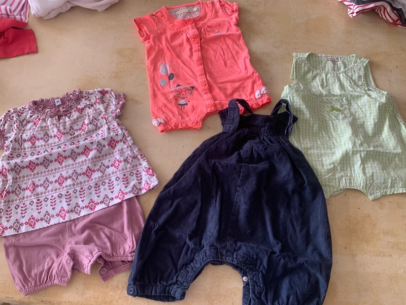 Lot 4 combinaisons été fille 3 mois