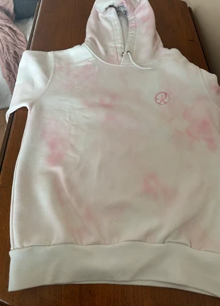 Sweat rose l atelier de Roxane, marque: Atelier, état: Neuf sans étiquette, taille: S / 36 / 8, 12,00 €, 13,30 € Protection acheteurs incluse