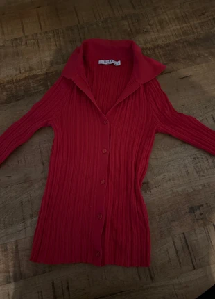 Na-kd polo red, merk: NA-KD, staat: Nieuw zonder prijskaartje, maat: S / 36 / 8, € 5,00, € 5,95 inclusief Kopersbescherming