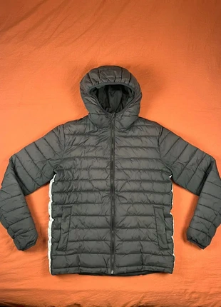 Veste hiver puffer à capuche Calvin Klein taille M noir, marca: Calvin Klein, estado: Muy bueno, tamaño: M, 55,00 €, 58,45 € Protección al comprador incluida