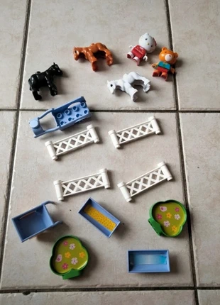 Lego hello Kitty en bon état, brand: Hello Kitty, condition: Good, size: 3 years / 98 cm, €1.20, €1.96 includes Buyer Protection