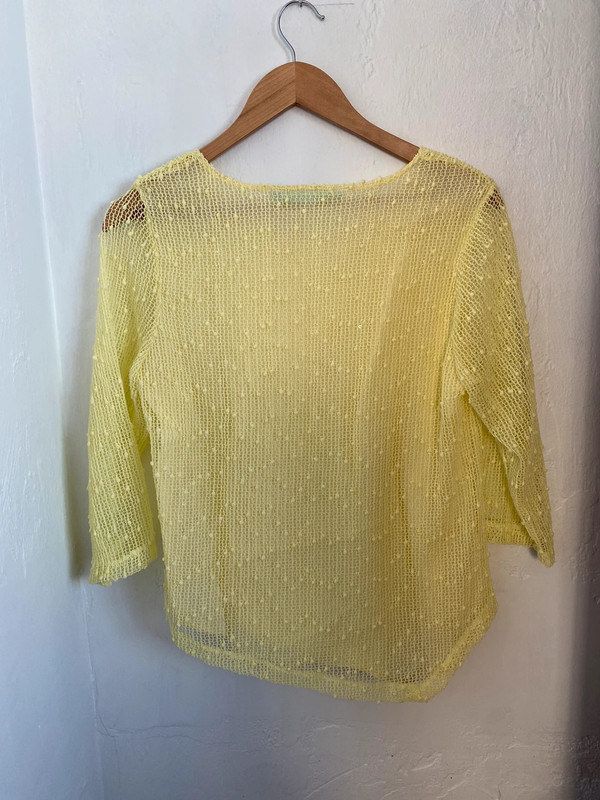 Asymmetrical yellow top 4