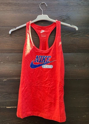Débardeur Nike Vintage – Taille M Femme, brand: Nike, condition: Very good, size: M / 38 / 10, €4.00, €4.90 includes Buyer Protection Pro